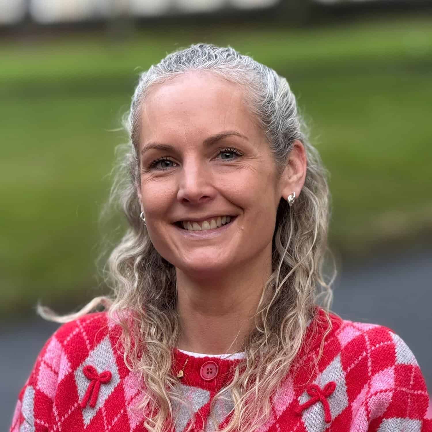 Mrs Rachel Lucas